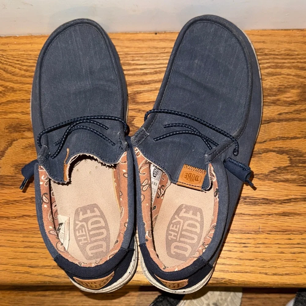 Hey‎ Dude Men's Dark Blue Loafers size 9